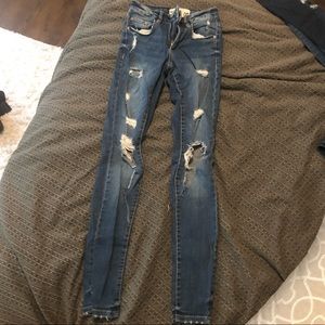 Garage ripped jeans